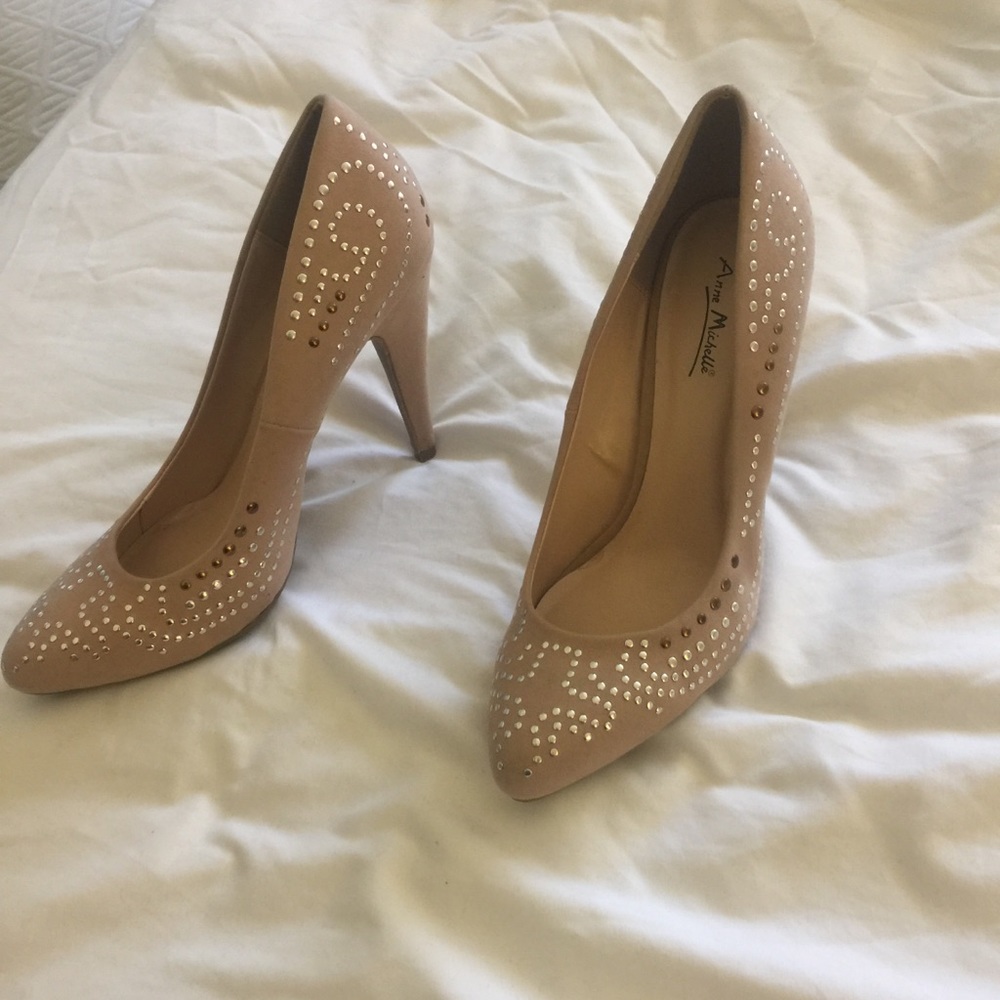 Nude heels